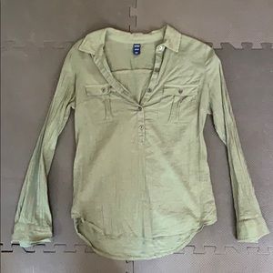 Long sleeve pull over